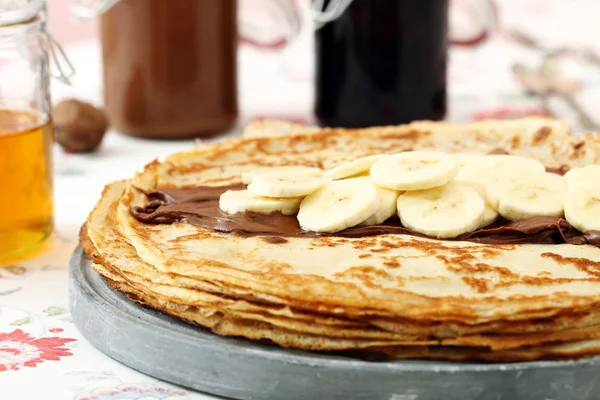 Frittelle con banana e cioccolato — Foto Stock