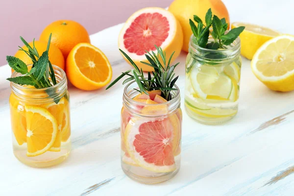 Detox water in a mason jars glass — Stock Photo, Image