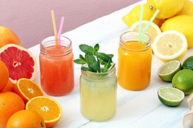 Taze meyve suyu