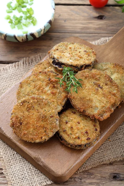 Rodajas de berenjena frita —  Fotos de Stock