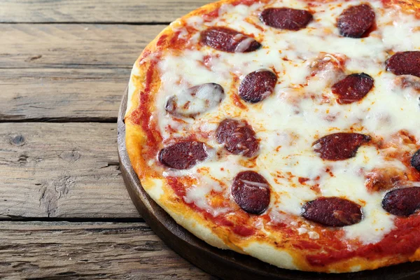 Horké pepperoni pizza — Stock fotografie