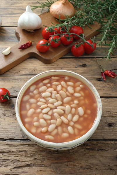 トマトソースの白豆 — ストック写真