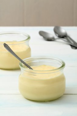 Çeşitli puding