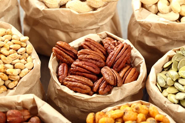 Mixed nuts and seeds — Stock Photo, Image