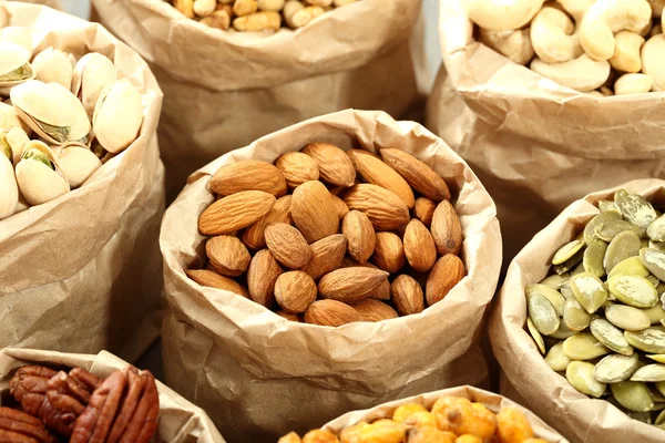 Mixed nuts and seeds — Stock Photo, Image