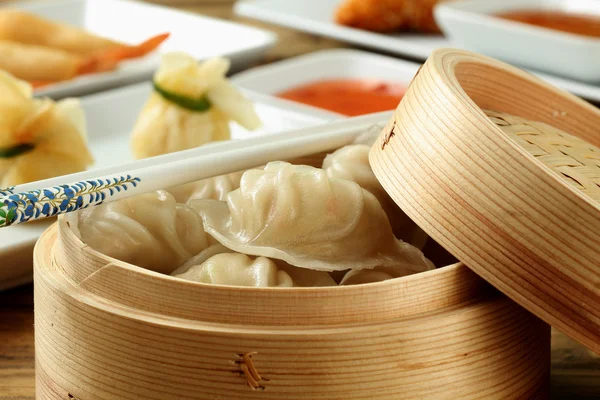 Primer plano asiático comida dim sum — Foto de Stock