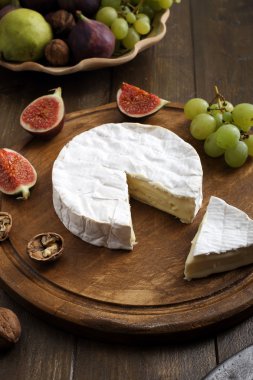 süt ürünleri Camembert, yumuşak peynir