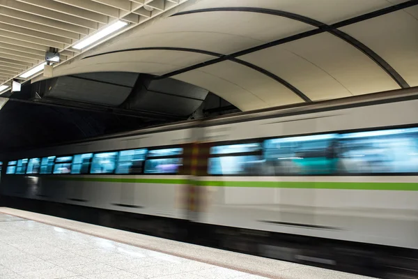 Metro metrô — Fotografia de Stock