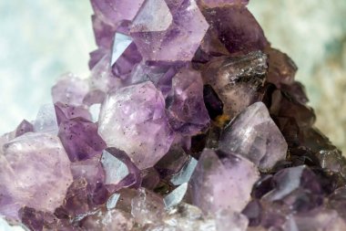 Ametist druse makro detayı 
