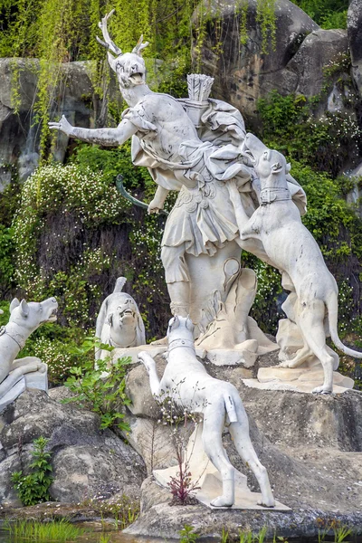 Atteone escultura em Caserta palácio real — Fotografia de Stock