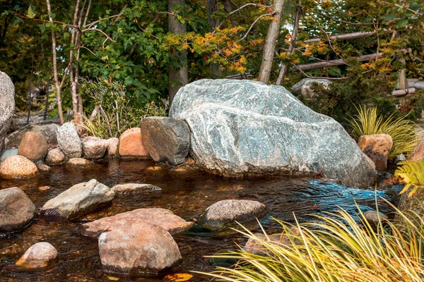 Rocks Stream Japanese Garden — 스톡 사진