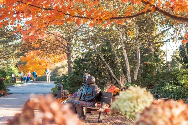 Estátua Frederik Lena Meijer Nos Jardins — Fotografia de Stock