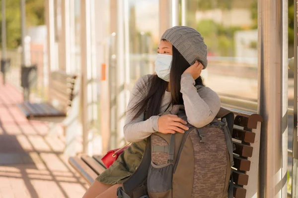Ung Vacker Och Glad Turist Asiatisk Kvinna Reser Nya Normala — Stockfoto