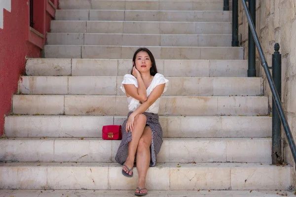 Outdoors Lifestyle Portrait Young Beautiful Happy Asian Woman Sitting Staircase — стоковое фото