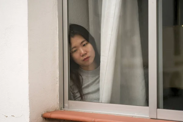 Девушка Стрессе Дома Драматический Портрет Молодой Грустной Подавленной Азиатской Японской — стоковое фото