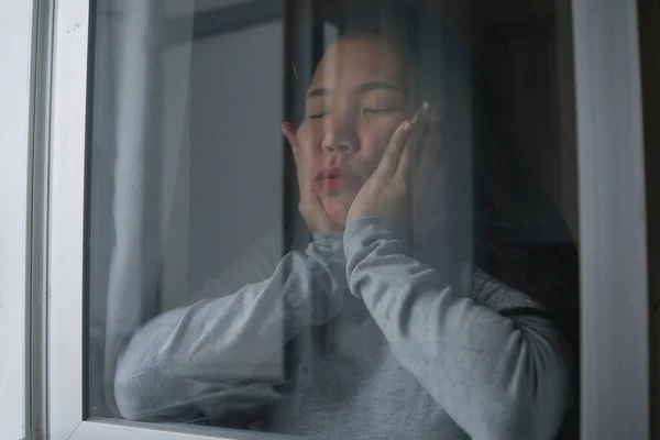 Jovem Triste Deprimido Asiático Chinês Menina Assustado Preocupado Durante Covid19 — Fotografia de Stock