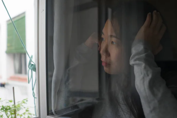 Jovem Triste Deprimido Asiático Chinês Menina Assustado Preocupado Durante Covid19 — Fotografia de Stock