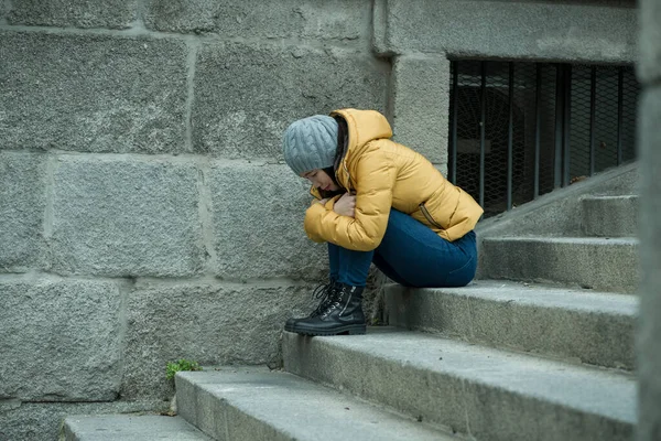 Dramático Estilo Vida Retrato Jovem Atraente Triste Deprimido Japonês Mulher — Fotografia de Stock