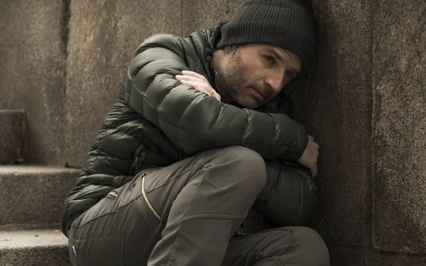 Oscuro Nervioso Retrato Urbano Mediana Edad Triste Deprimido Hombre Desempleado — Foto de Stock