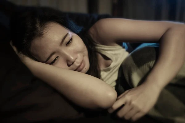 Wanita Asia Mengalami Depresi Potret Artistik Dramatis Gadis Muda Cantik — Stok Foto