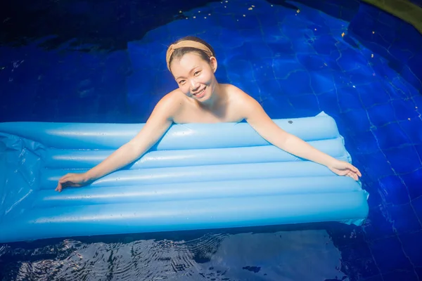 Férias Verão Estilo Vida Retrato Jovem Bela Feliz Mulher Asiática — Fotografia de Stock