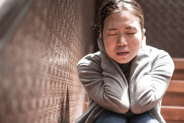 Joven Hermosa Mujer Asiática Dolor Que Sufre Depresión Dramático Interior — Foto de Stock