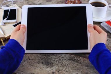 Eller izole ekranlı dijital tablet bilgisayar