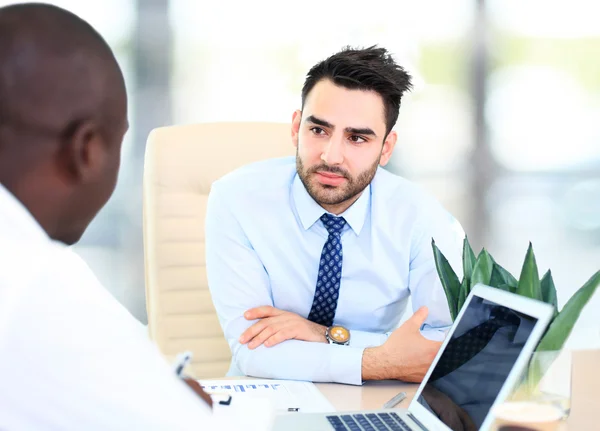 Image of two young businessmen interacting — Stock Photo, Image