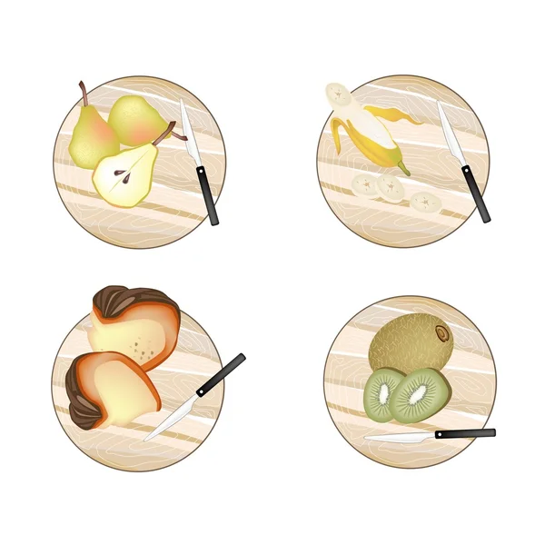 Peras, plátano, calabaza y kiwis en las tablas de cortar — Vector de stock