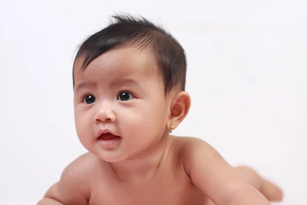 Schattige schattig Aziatische babymeisje glimlachend — Stockfoto
