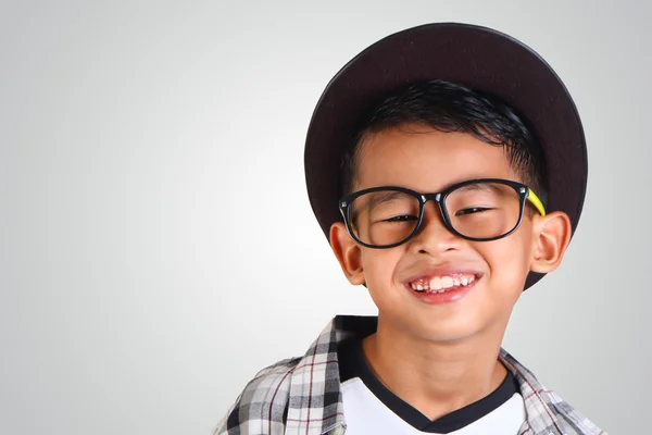 Asiático menino sorrindo — Fotografia de Stock