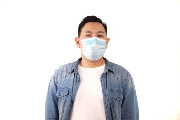 Man Met Een Beschermend Gezichtsmasker Hebben Een Normaal Concept Close — Stockfoto