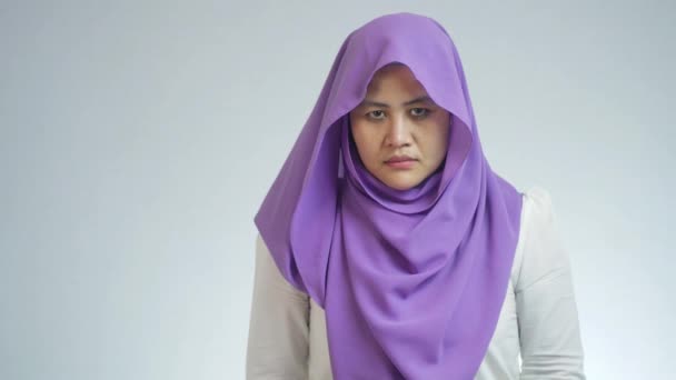 Beautiful Asian Muslim Woman Having Mental Health Problem Laughing Hard — Stock Video