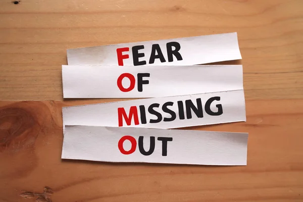 Fear Missing Out Text Words Typography Written Paper Wooden Background — Stock Photo, Image