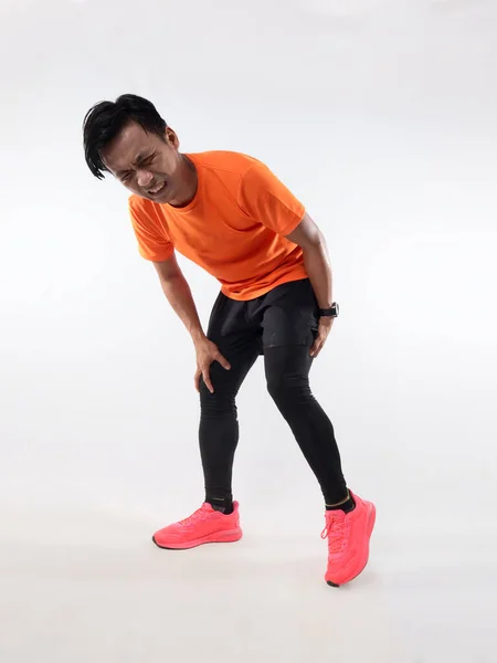 Male Asian Runner Having Rear Leg Pain Hamstring Muscle Cramp — 스톡 사진