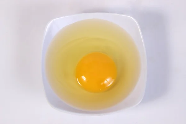 Raw Egg — Stock Photo, Image