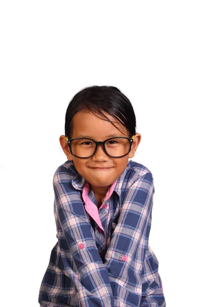 Linda niña apretado labio sonriendo — Foto de Stock