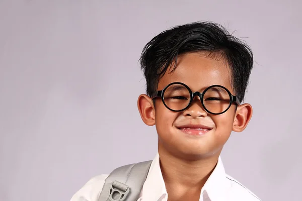 Niño estudiante feliz — Foto de Stock