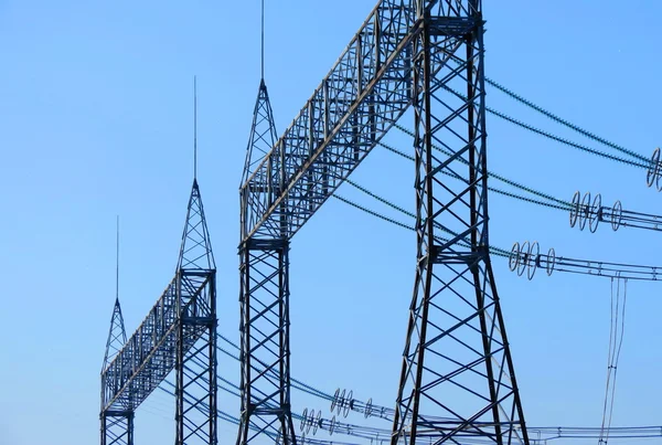 Elektrische onderstations in lifes van de persoon — Stockfoto