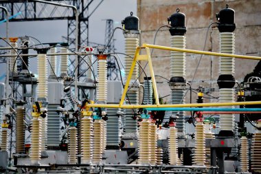  Elektropodstancii tüm bölgeye ucuz enerji veriyor