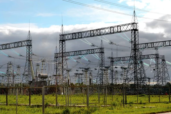 Elektropodstancii Donner Énergie Bon Marché Sur Toute Région — Photo