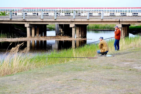 Pesca con caña de pescar — Foto de Stock