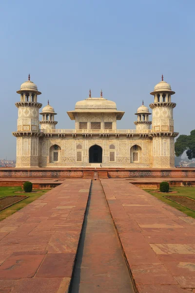Itimad-ud-Rebeka Agra, Uttar Pradesh, India sírja — Stock Fotó
