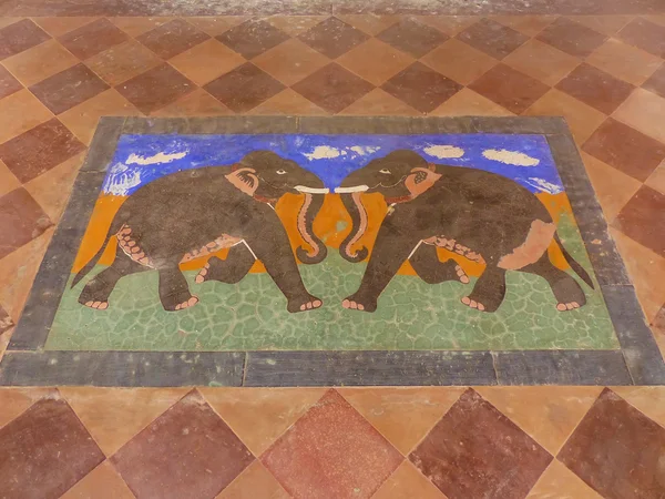 Colorful painting on the floor of Royal cenotaphs in Jaipur, Raj — Stock Photo, Image