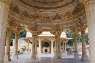 Royal incelememe ayında Jaipur, Rajasthan, oyma kubbe görünümü,