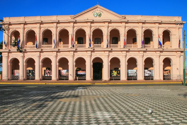 ASUNCION, PARAGUAY - DECEMBER 26: Town Council building (Cabildo) on December 26, 2014  in Asuncion, Paraguay. It is home for Cultural Center of the Republic of Paraguay. — Stock Photo, Image