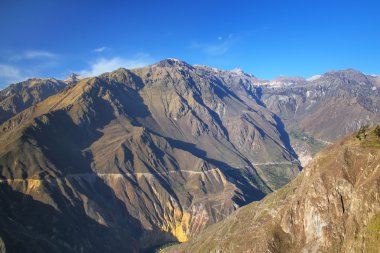 Peru'da Cabanaconde yakınlarındaki bakancolca Kanyon u manzarası