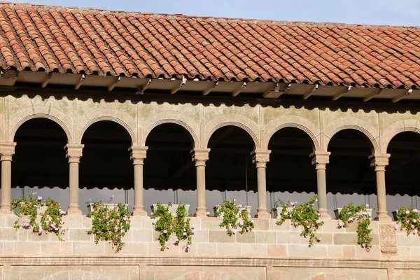 Patio del Convento de Santo Domingo en complejo Koricancha, Cus —  Fotos de Stock