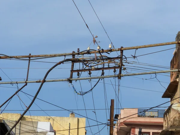 Typical electrical wiring in the streets of Jaipur, Rajasthan, I — Stock Photo, Image