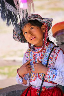 Maca, Peru-Ocak 16: Geleneksel kıyafet sı tanımlanamayan kız